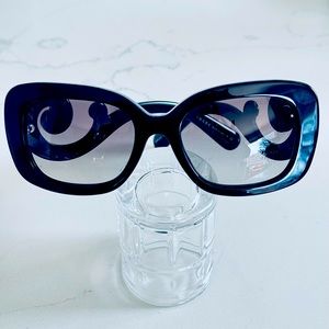 Prada Black/Dark  women Sunglasses